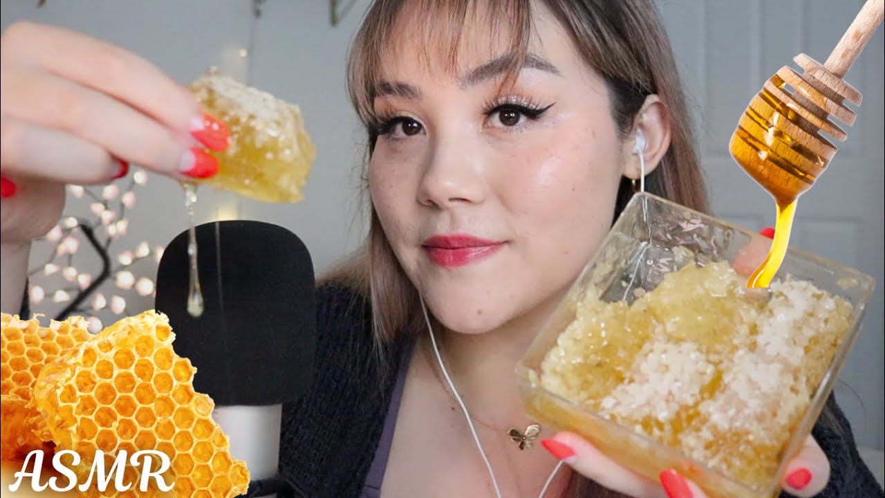 ASMR Honeycomb Eating 🐝 🍯 sticky mouth sounds + gentle tapping & whispering 꿀 벌집 먹방