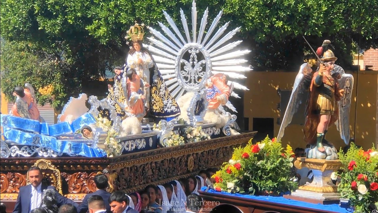 Salida de la Virgen de Concepción 