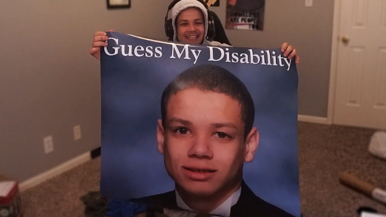 Erobb receive packages from his viewers