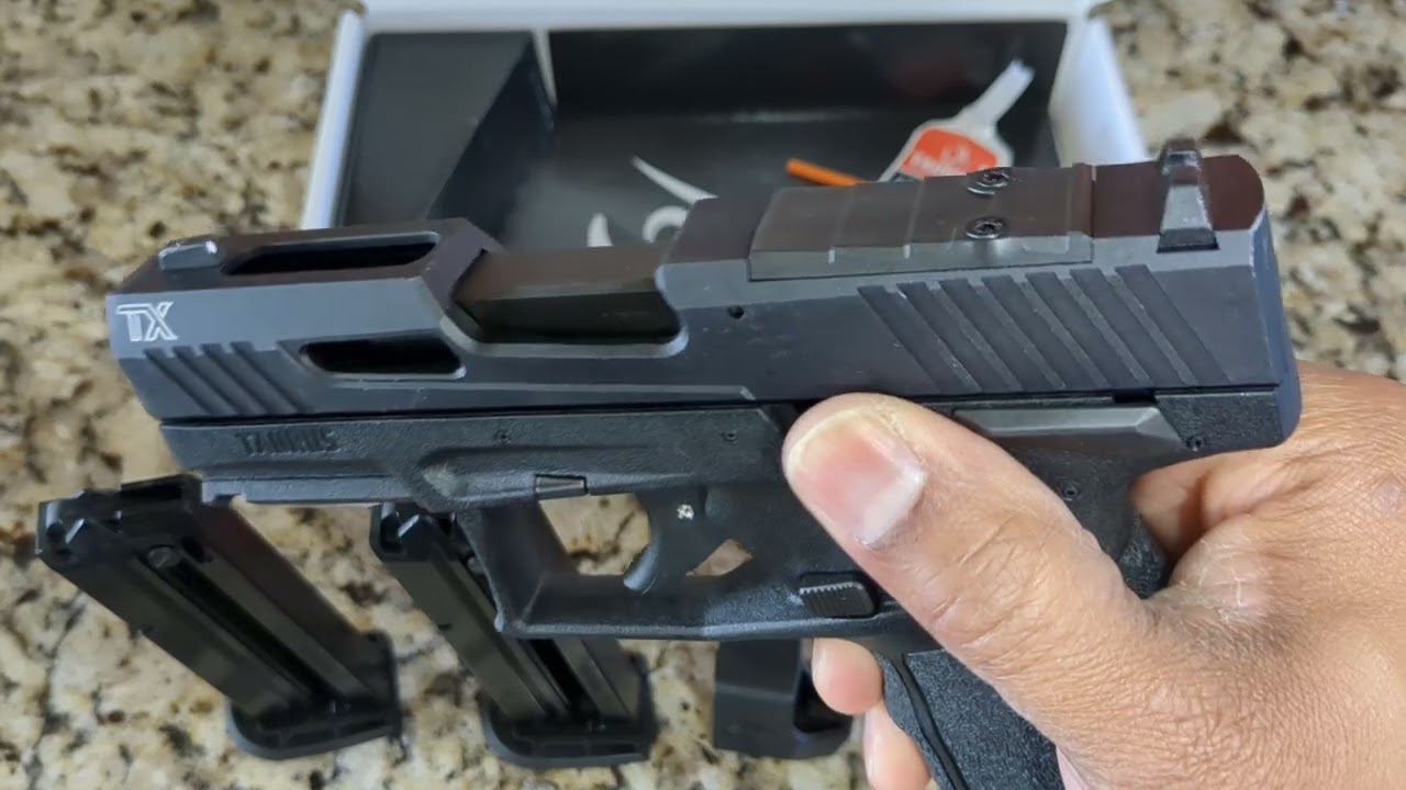 Taurus TX 22 compact unboxing.