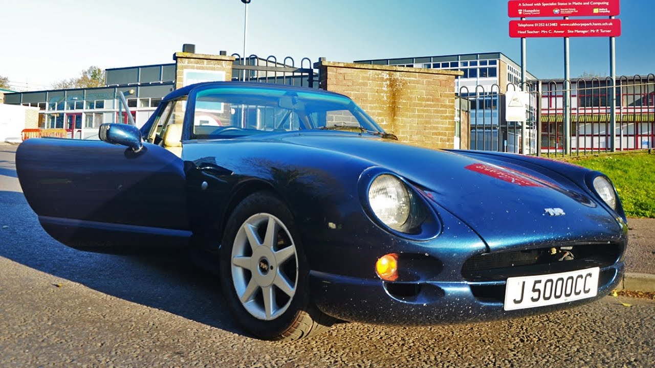 Straight-piped TVR Chimaera 500: Bump-start and Tribute.