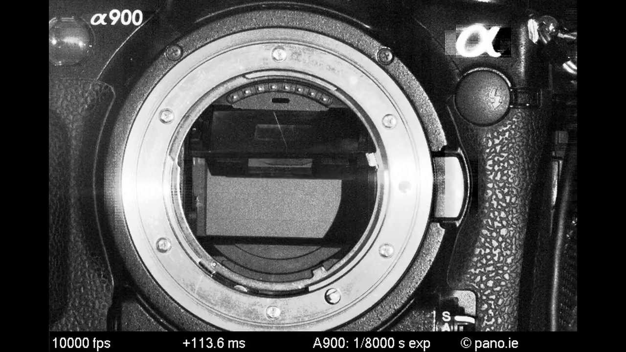 Slow Motion of Sony Alpha 900 taking 1/8000s exposure