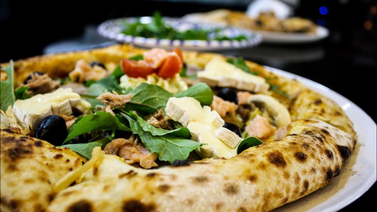 Food Delivery Commercial Video Advert - Magnifico Restaurant