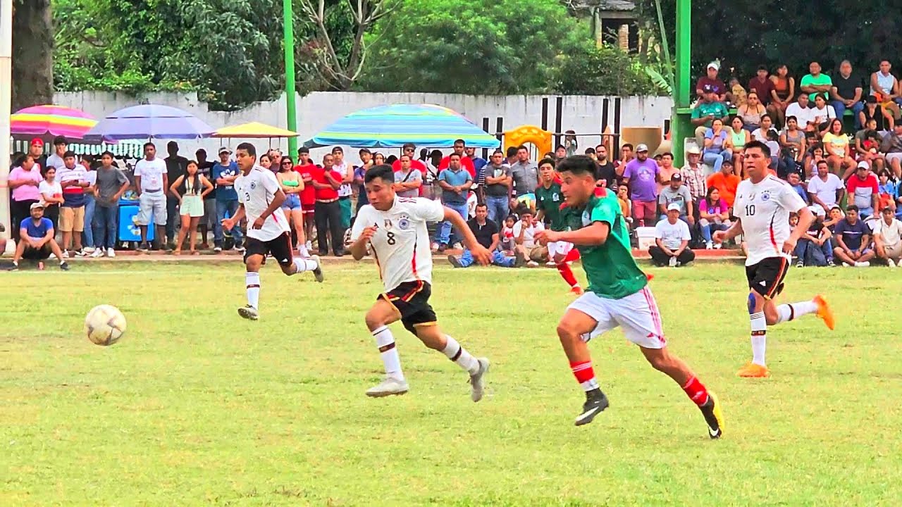 ASI SE VIVE UNA INTENSA FINAL DE BARRIO!