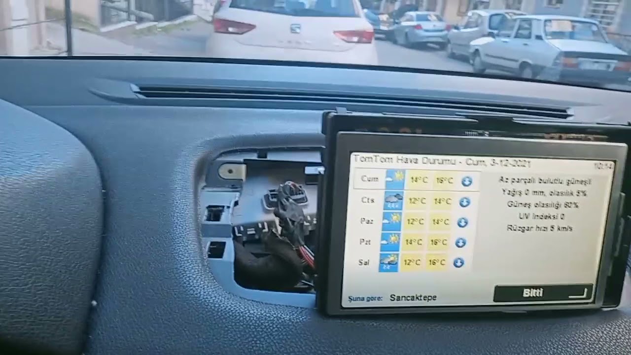 Yine Bir İlk Renault TomTom Carminat LİVE Olan Araçlara SİM Kart Takılıyor GSM Özelliğini Aktif Etti