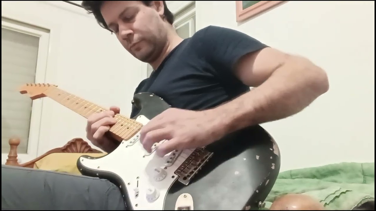 GUNS N' ROSES - SWEET CHILD O' MINE Guitar Cover (one week progress). 