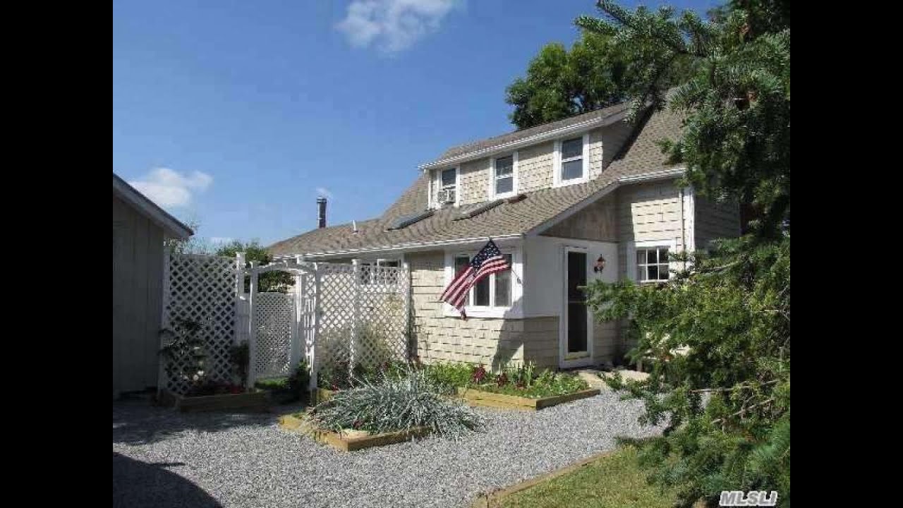 Residential for sale - 331 Sound Rd, Wading River, NY 11792
