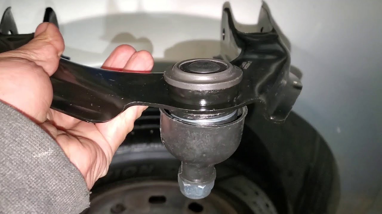 brazo de control superior ,con rotula 2001 dodge stratus