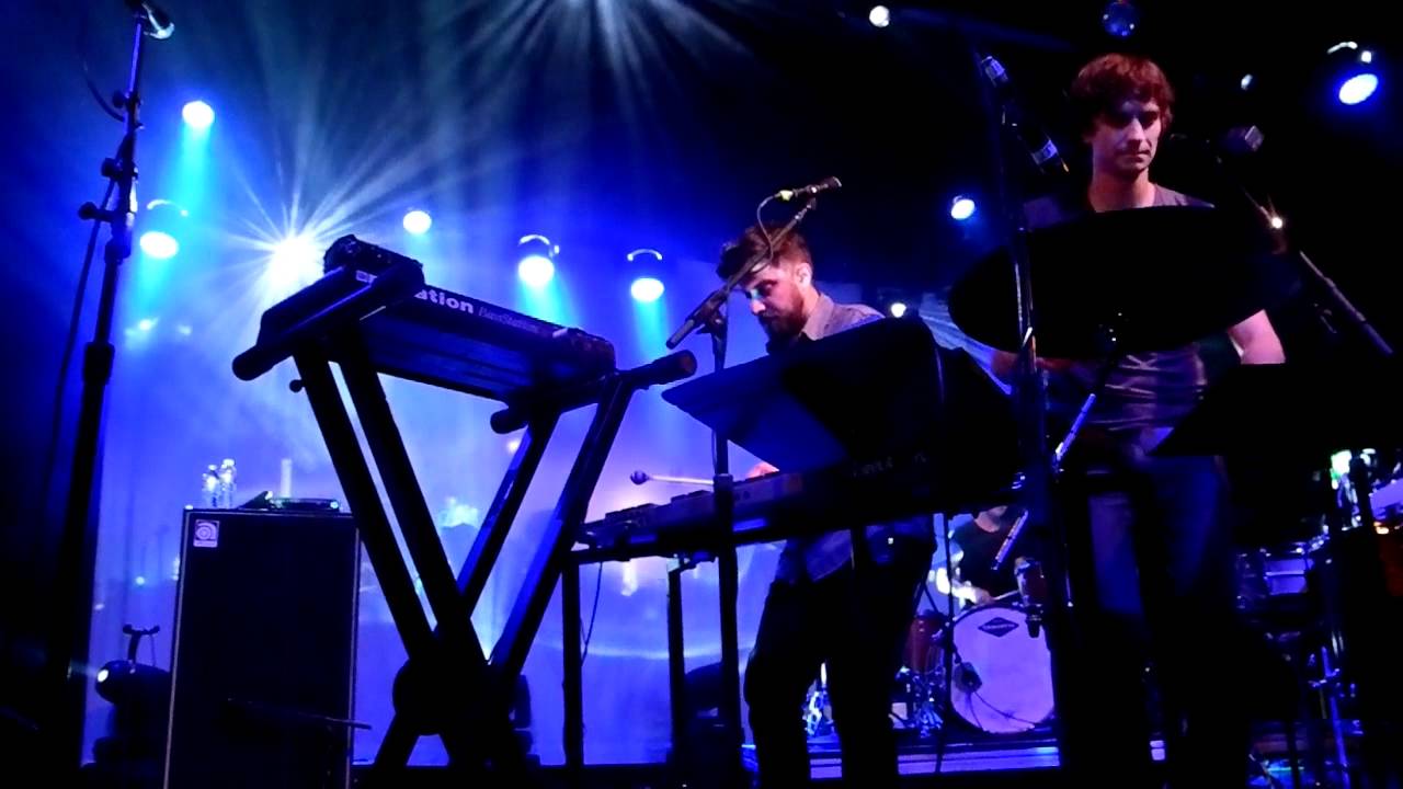 Gotye - Somebody That I Used To Know & Hearts A Mess