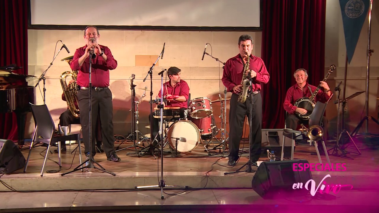 Especiales en Vivo - Small Jazz Band