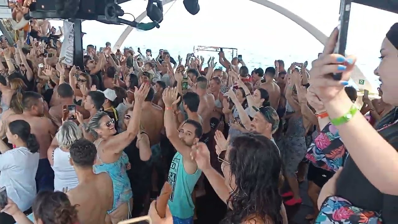 Mega Star geminin köpük partisi full gaz devam ediyor ( foam party Antalya )