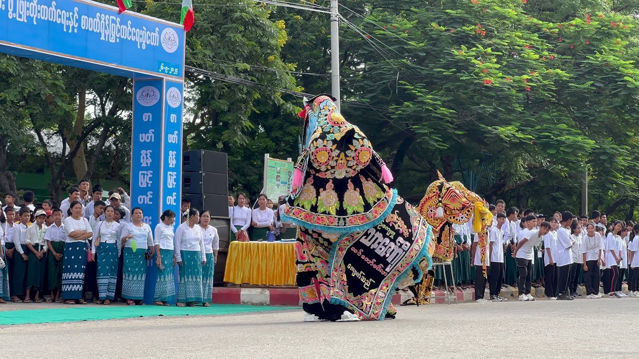 ရွှေလာဘ်ကောင်လေး သားဇော်ဂျီ