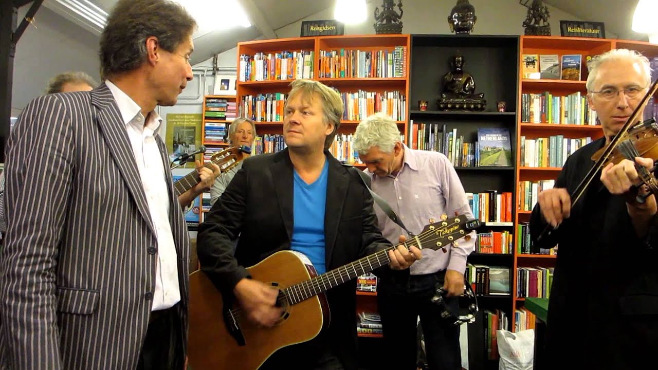 Ampzing Genootschap: 'Ik ben een Haarlemse jongen' ~ bij Theo Bee signeersessie