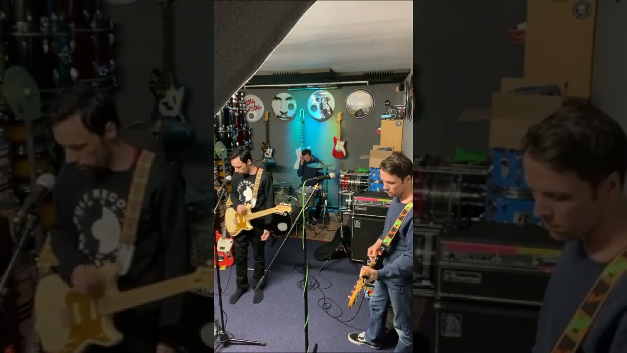 The Cribs  - Monday Night Jam 1/2