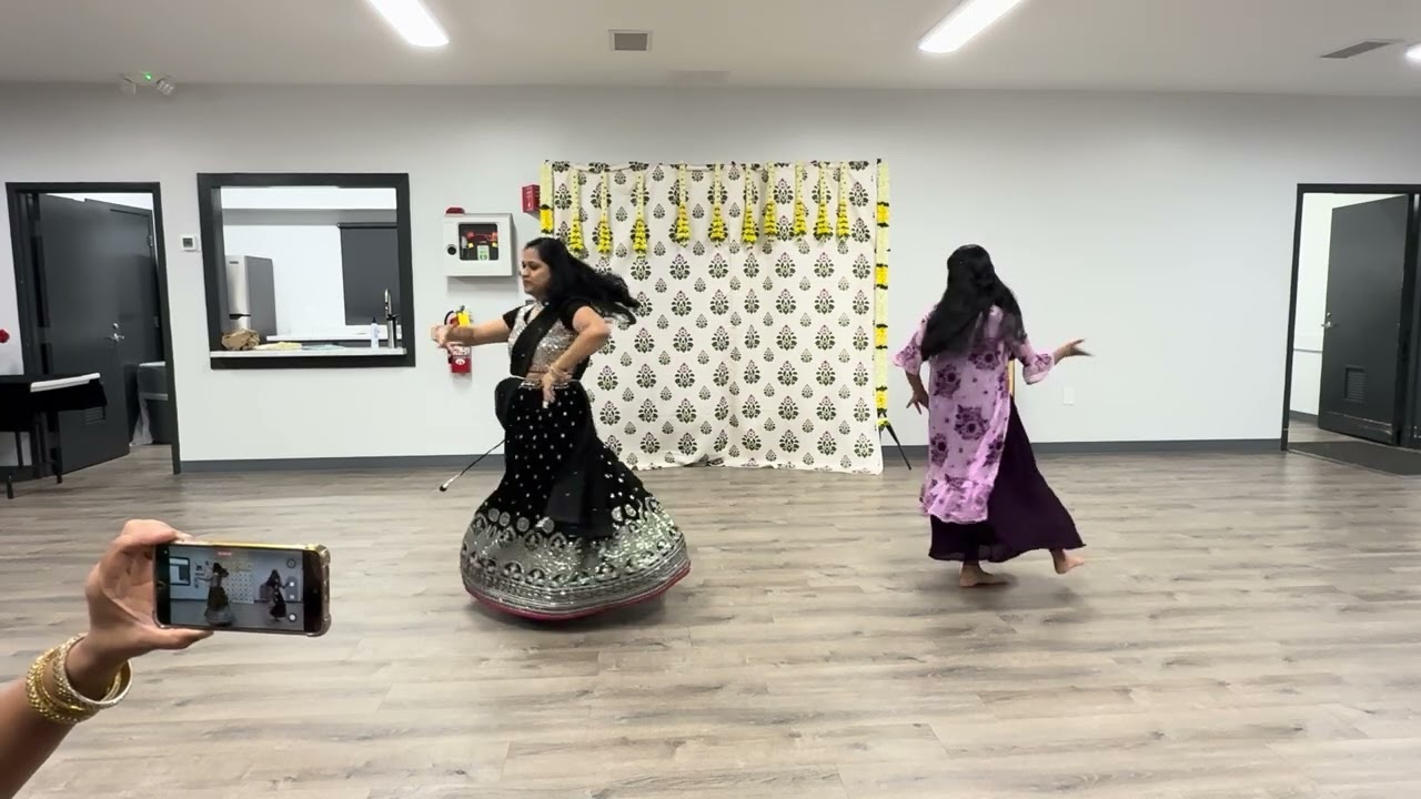 💃 Mom and Daughter Dance Performance | Dasara 2025 Community Celebrations | Shiloh Manor  ✨