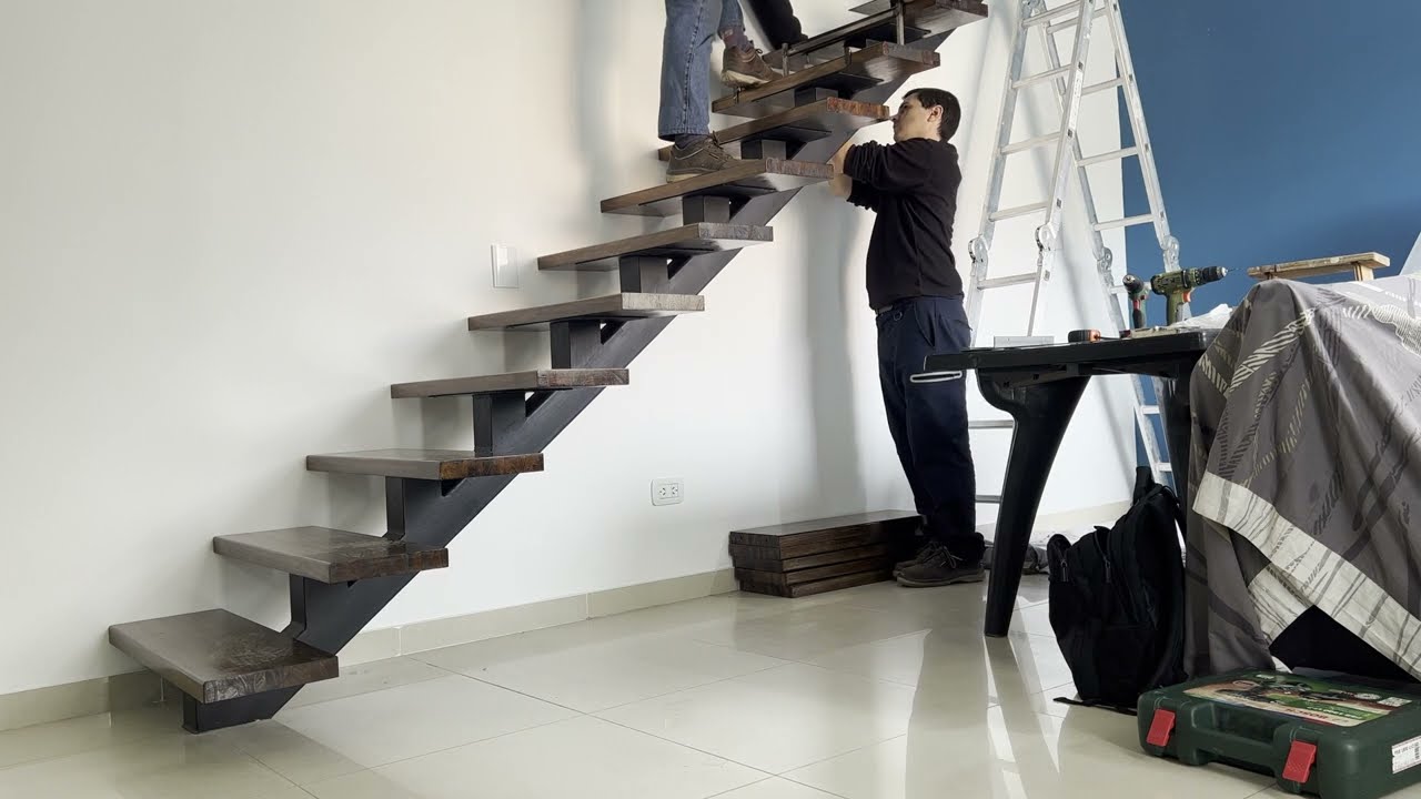 Escalera con viga central
