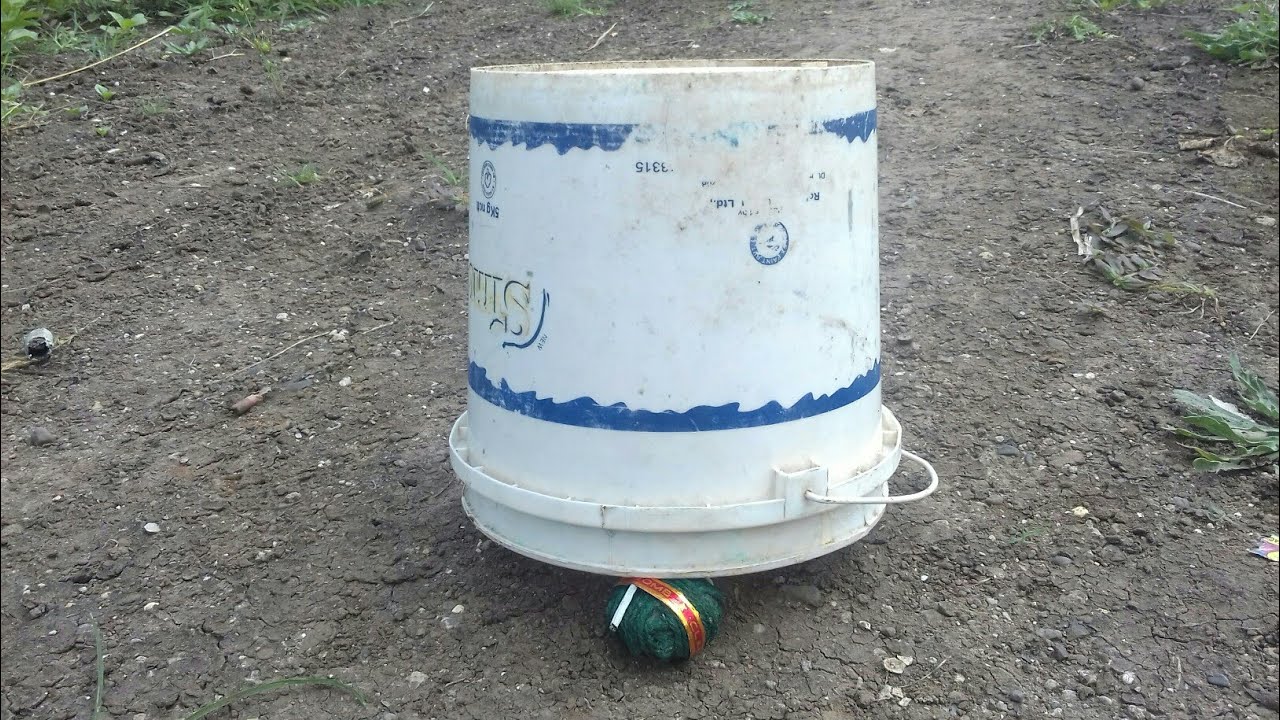 Bucket vs sutlibomb | Bucket ke niche sutlibomb diwali experiment