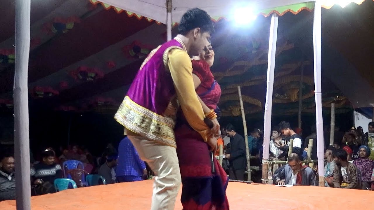 নতুন নায়ক পেয়ে নায়িকা সুমি বেজায় খুশি। কি করে বলবো তোমায় ভালবাসি