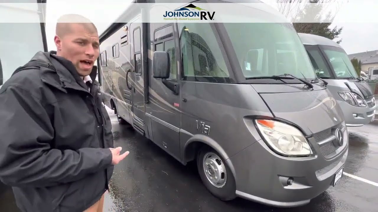 2012 Winnebago Via 25Q  (Stock: 18186G)