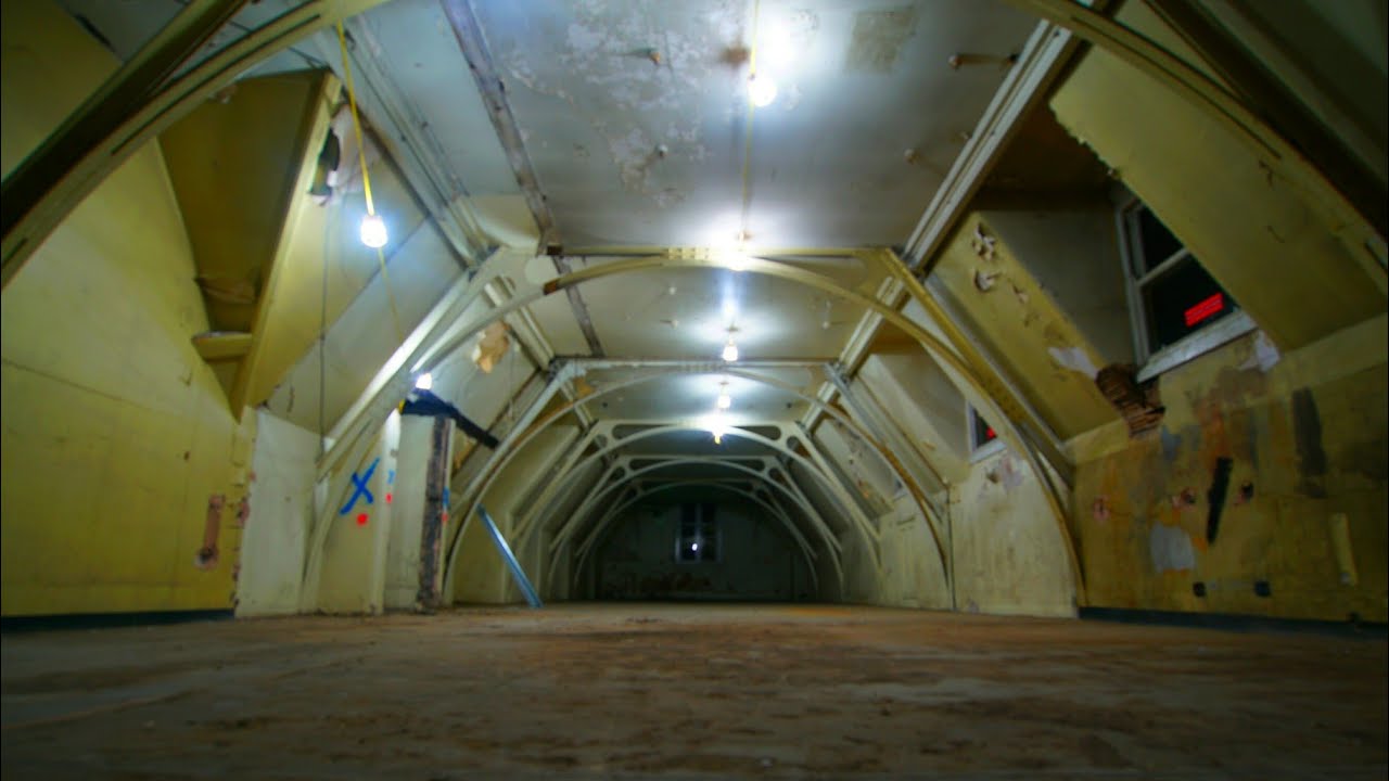 THE MYSTERIOUS ABANDONED ROYAL MAIL MANSION