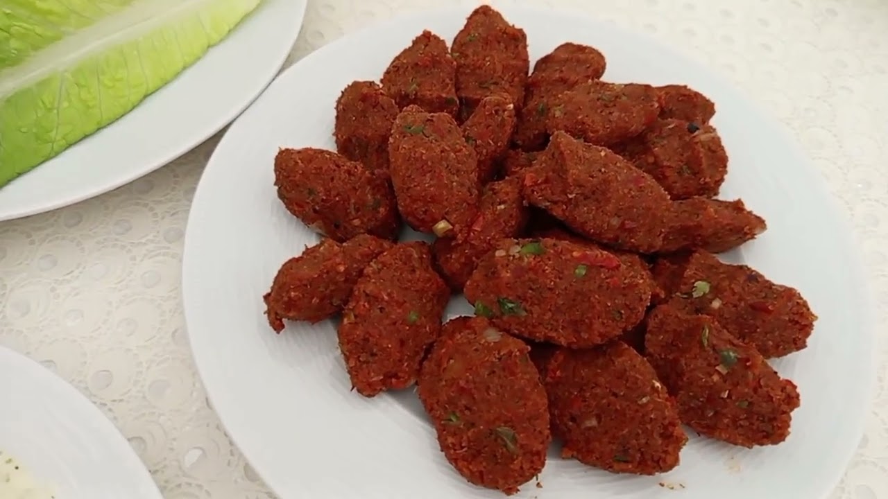 BUGÜNKÜ MENÜMÜZ DE YAĞLI KÖFTE VE YOĞURTLU 🍠PATATES VAR 