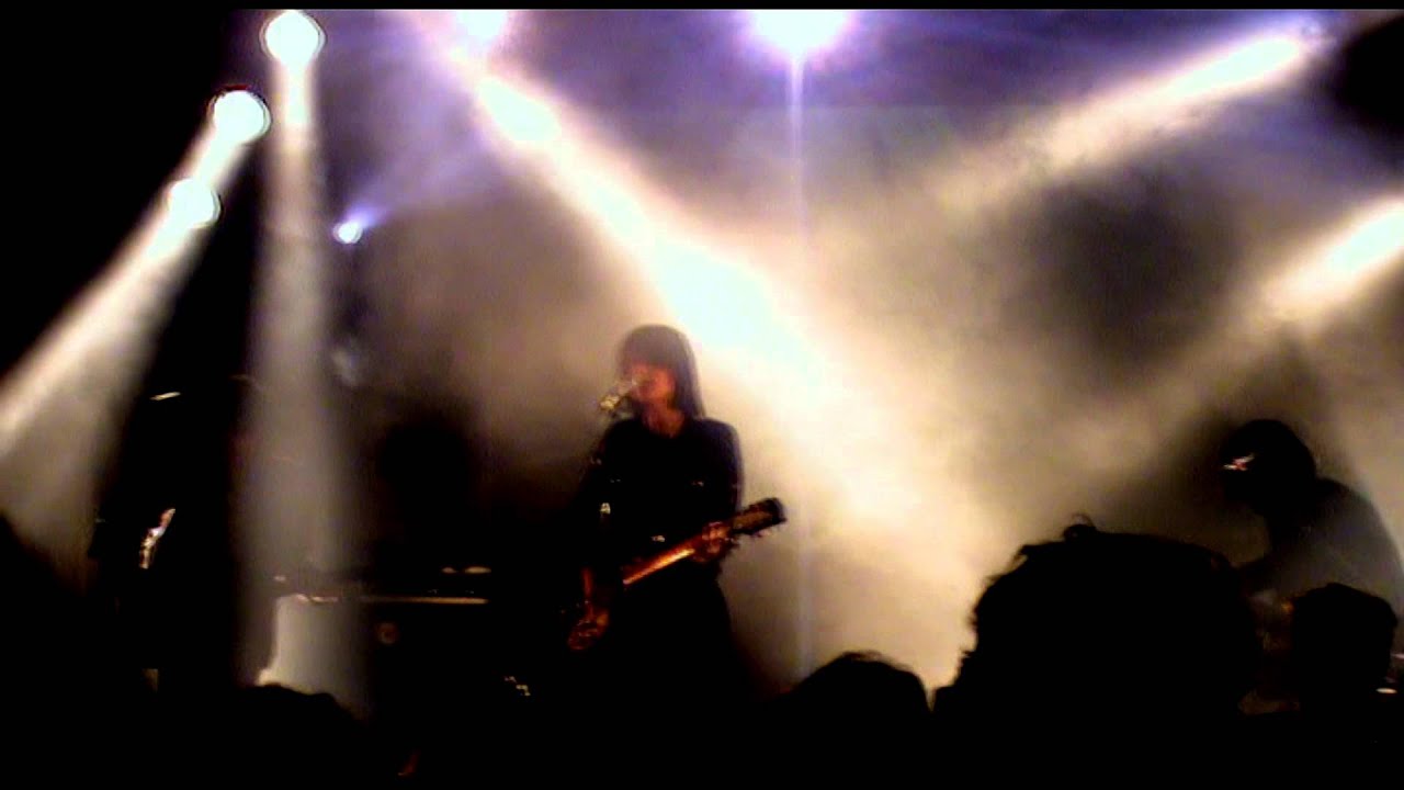 LA FÉLINE - T'Emporter [27-11-2014, Live Au Nouveau Casino]