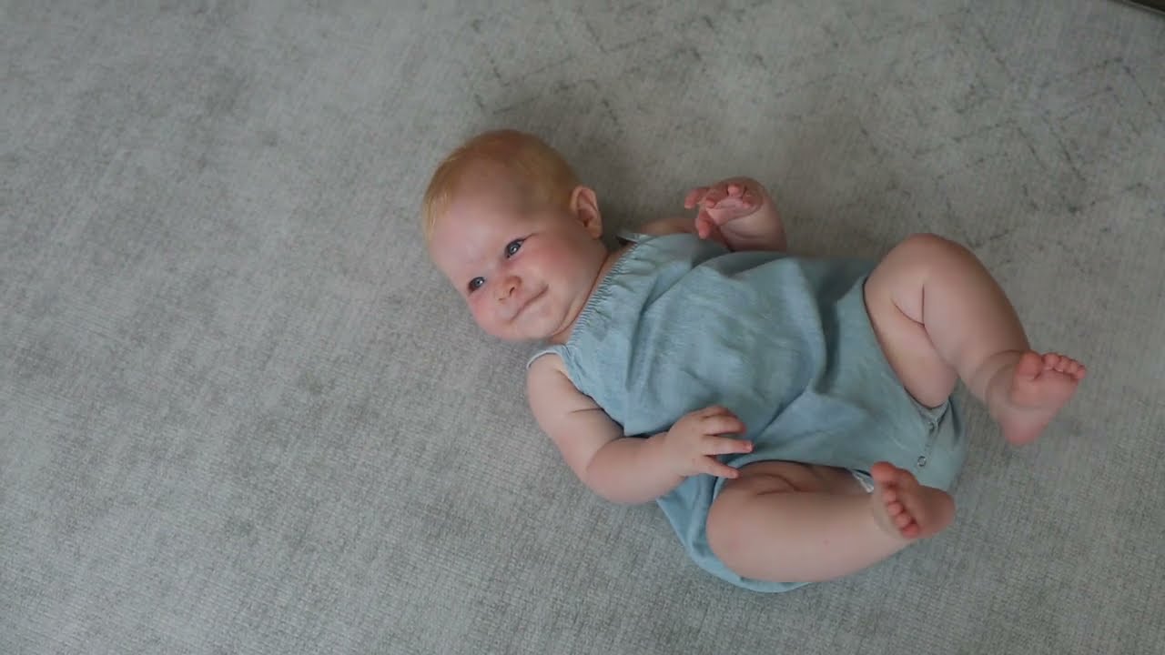 Antibacterial Surface for Play Time & Nappy Free Time