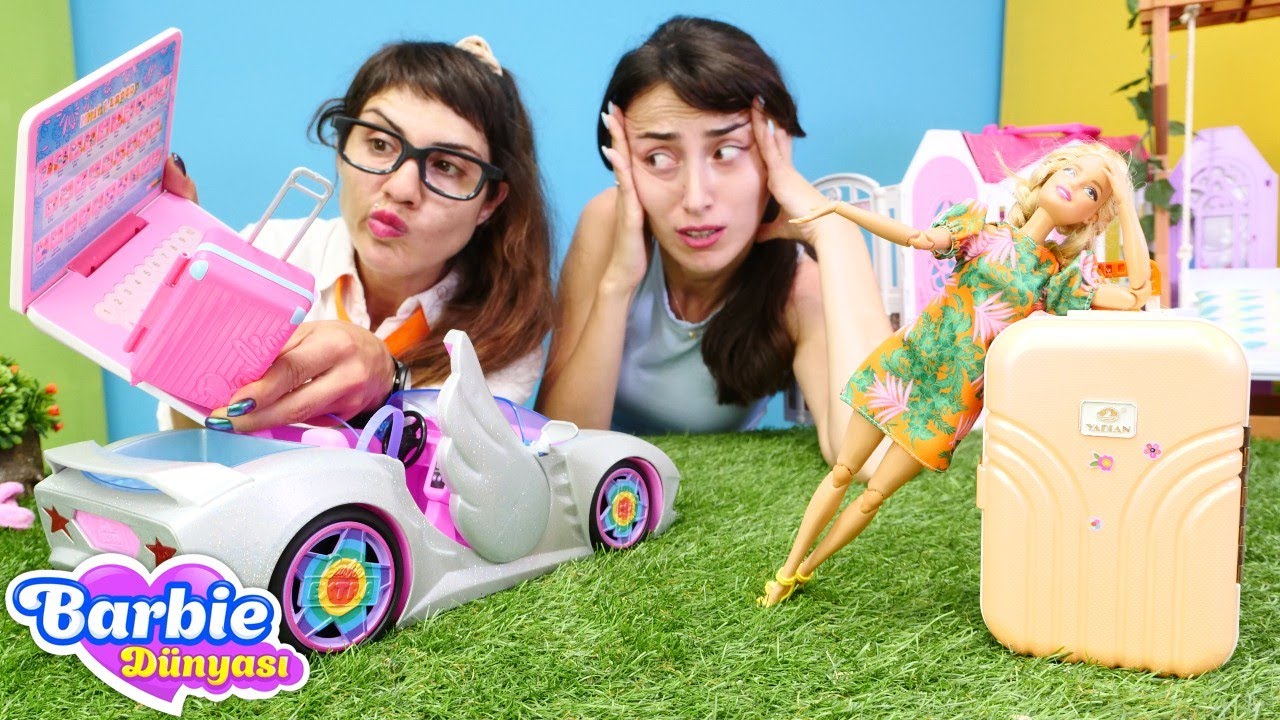 Ayşe ve Ümit ile Barbie oyunları! Barbie'nin YENİ arabası-en sevimli bölümler. Barbie videoları
