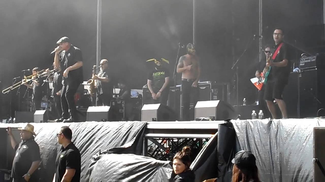 The Porkers 'Too Big For Your Boots' Melbourne Soundwave 2014