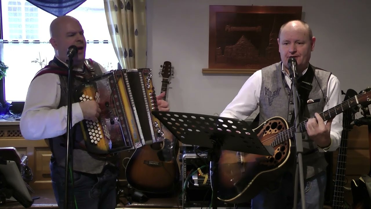 Steirer Wahnsinn -- beim Musikanten-Treffen - Wenn die Schwalben