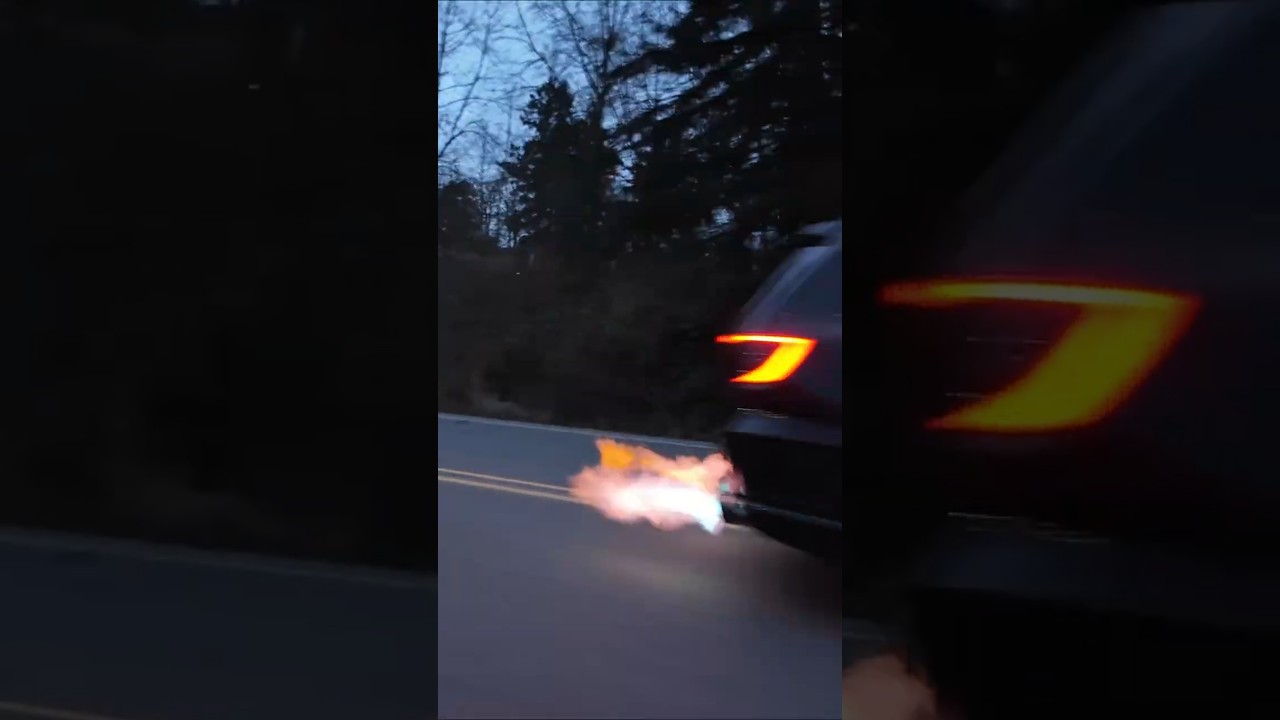 Caught some Major Flames 🔥 #Dodge #Durango #Flames #srt