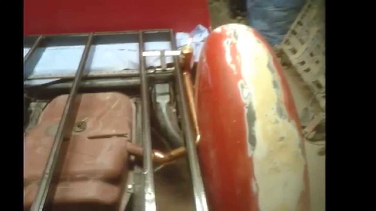 2CV auf AMI SUPER Fahrgestell 4 Zylinder Boxer Pickup