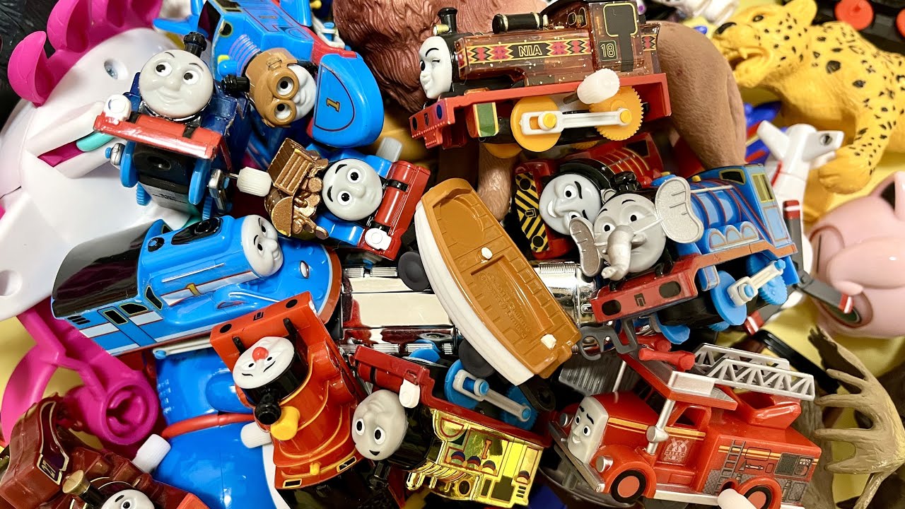 おもちゃに隠れたトーマスを見つけよう！【きかんしゃトーマス】