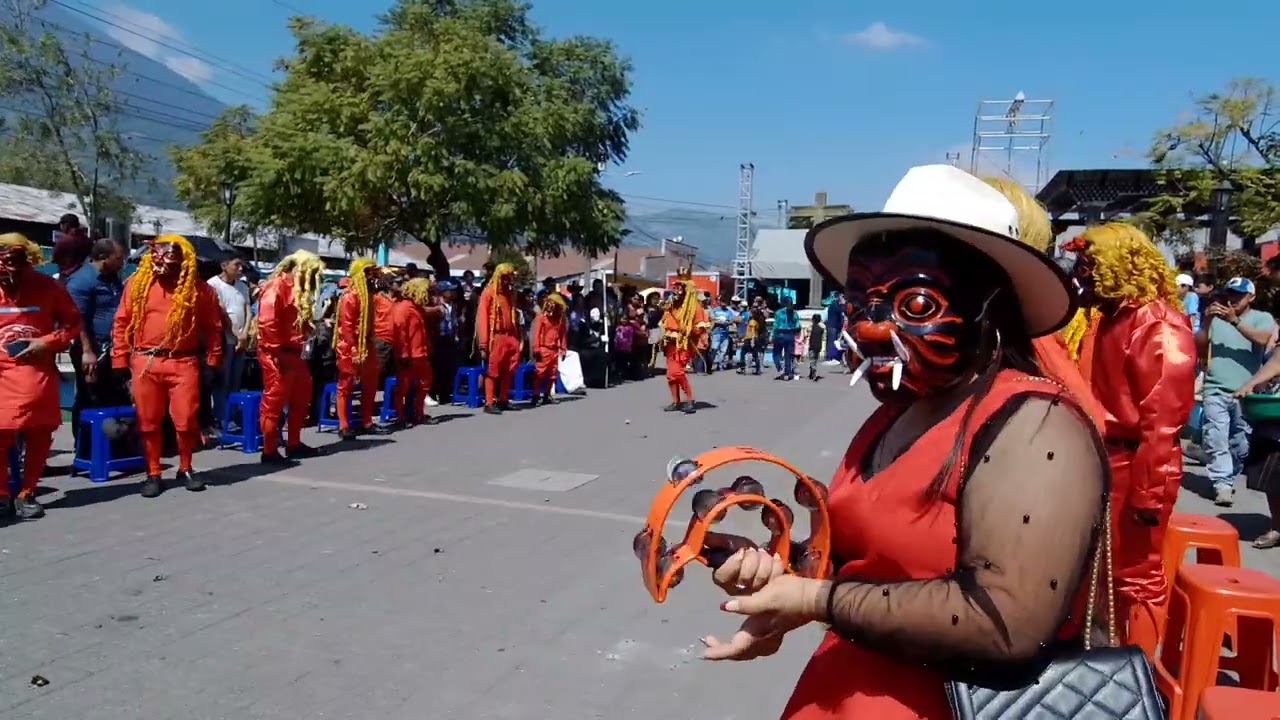 Guatemala 2026 grupo folclórico de los 24 diablos baile en alotenango