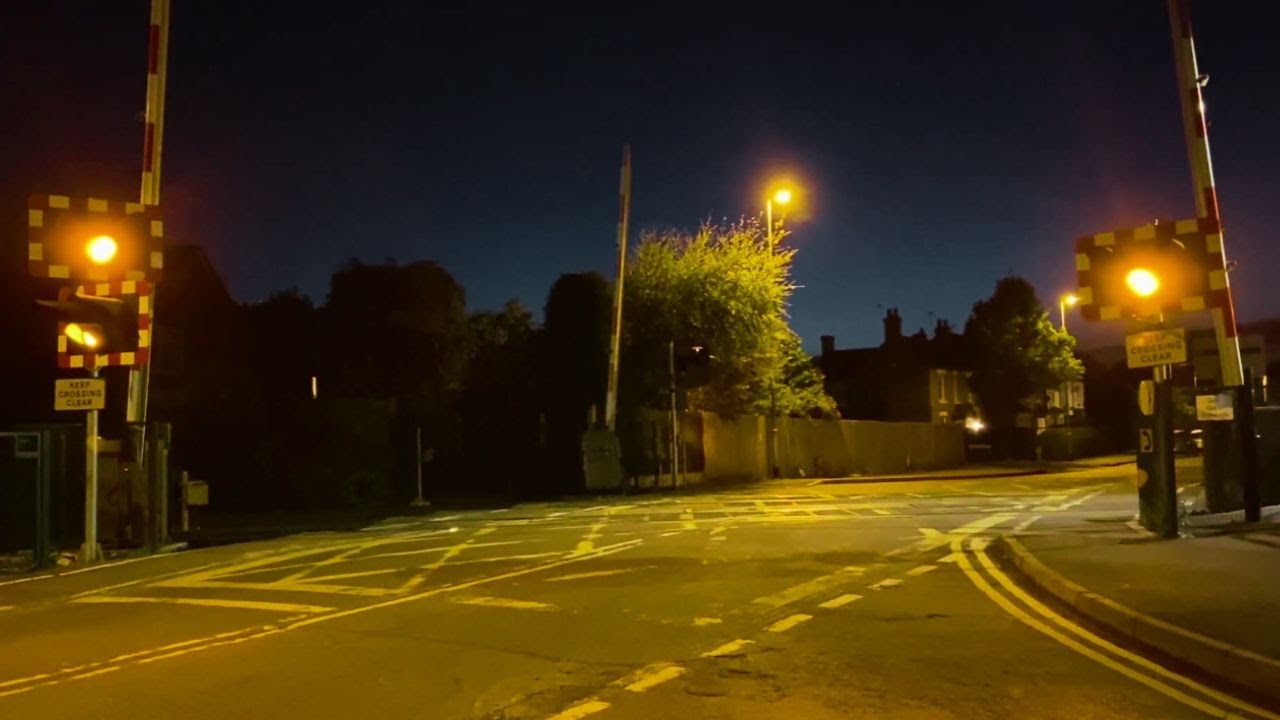 Lowdham Level Crossing, Nottinghamshire