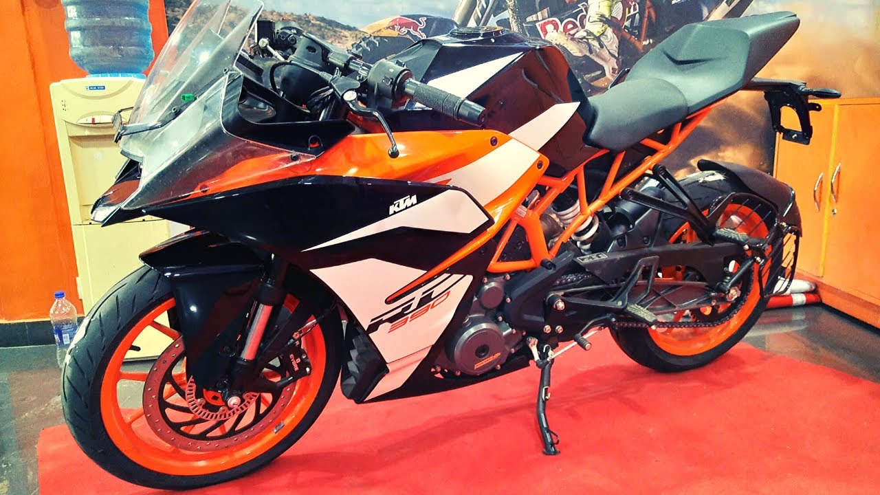 KTM RC 390 Complete & Honest Review || On Road Price, Specs, Features || Hindi Review