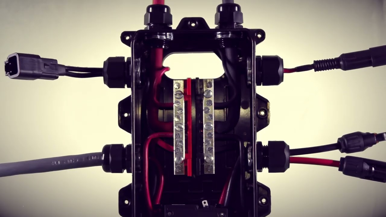 DLX // Power Logix Combiner Box