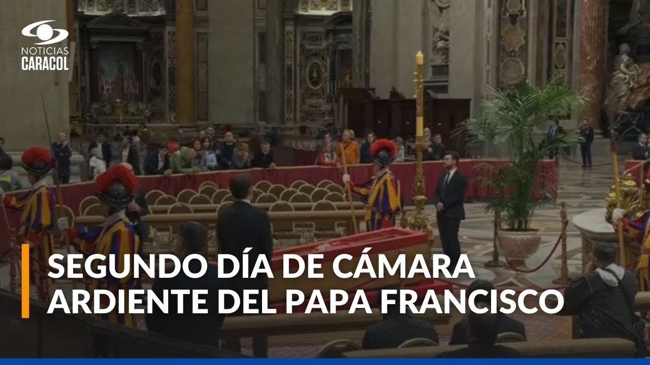 Más de 50.000 personas han ingresado a la basílica de San Pedro para despedir al papa Francisco