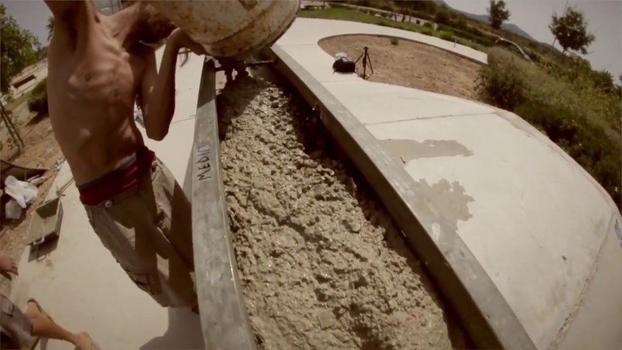 PATINA Y CONSTRUYE 2012 felanitx Skatepark