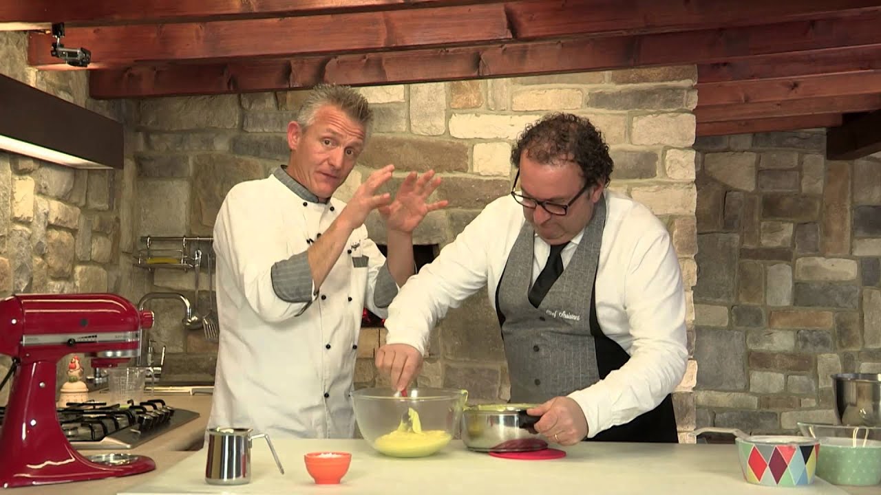 CREMA CHANTILLY ALL'ITALIANA - Video Ricetta - Grigio Chef