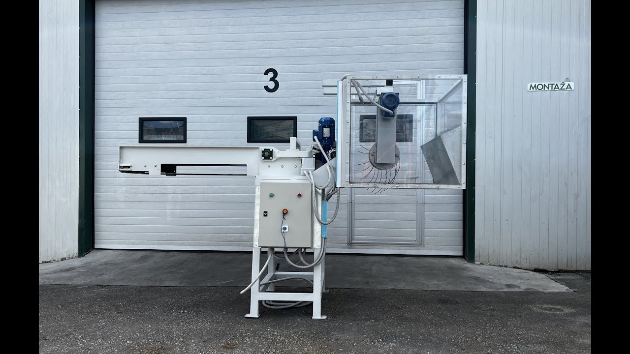 Machine for removing olive leaves from the branch