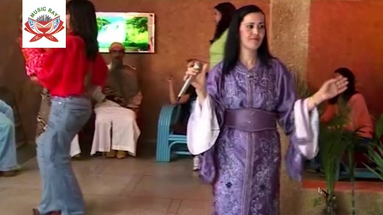 Najat El Hoceima ft. Bongalo - Mani Chak Ghayafagh (Official Video)