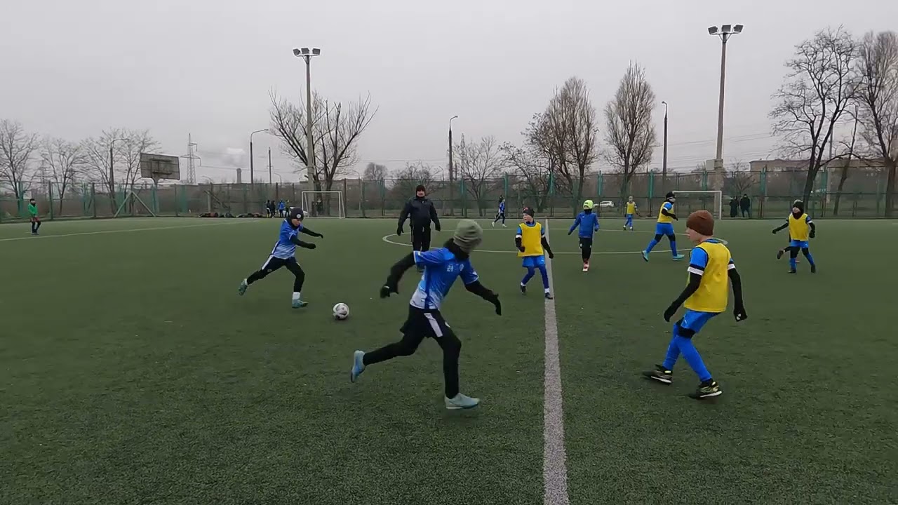 Рома-Дніпро 14 - ОСДЮСШОР 14(2) ЗАФ «Зимова першість»2025-26 р. 20 грудня.