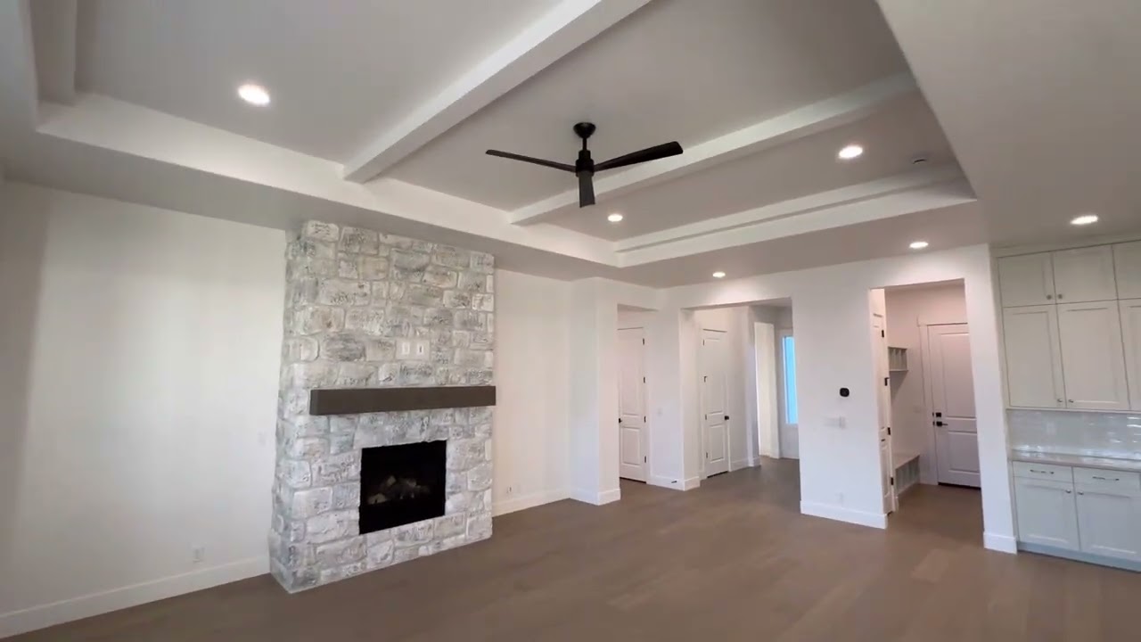 Oakwood Estates - Tresidio home & Lot