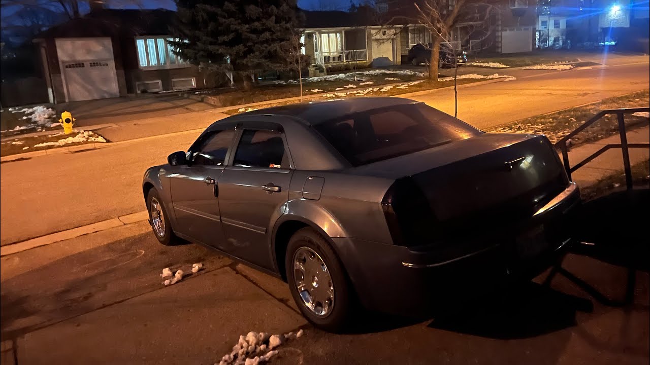 Road trip toronto to horontario my Chrysler 300