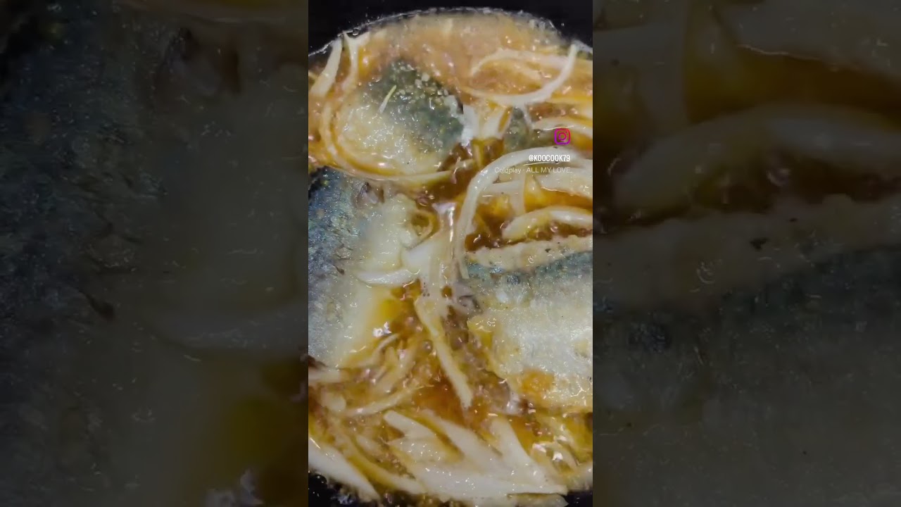 Mackerel stewed in soybean paste (miso). Korean food + Japanese food = fusion.