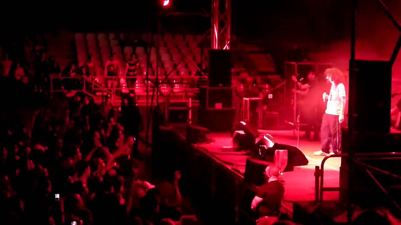 Caparezza Non siete stato voi @ Palaravizza (PV) 06052011
