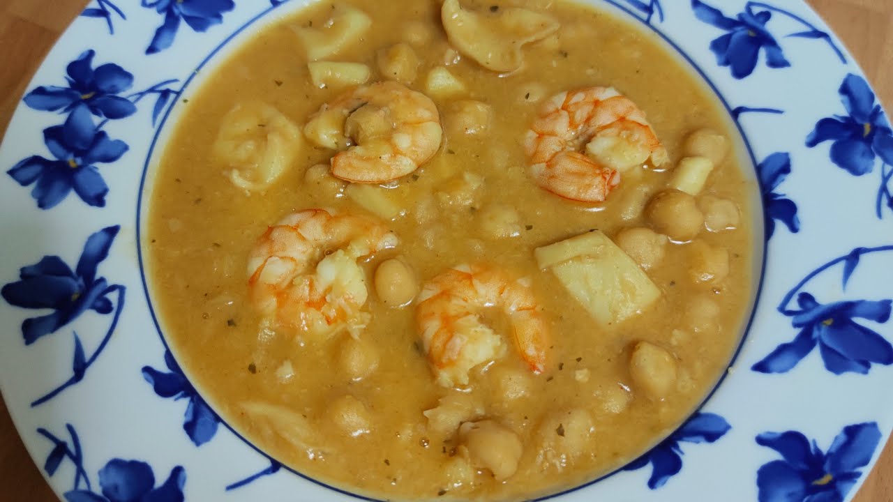 Guiso de garbanzos con sepia y langostinos en Thermomix