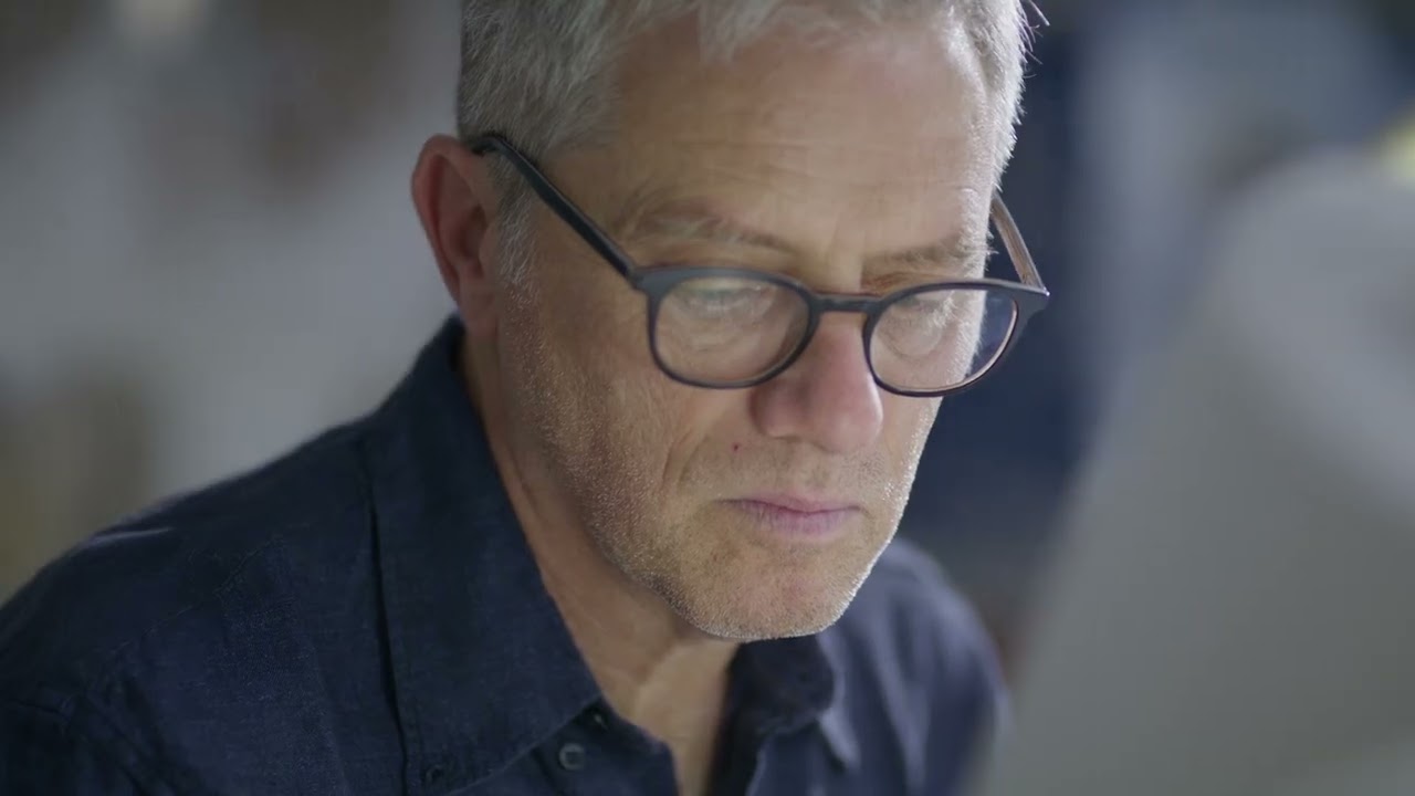 Russell Hackney 2025 Applied Art + Design Award of Distinction Recognition