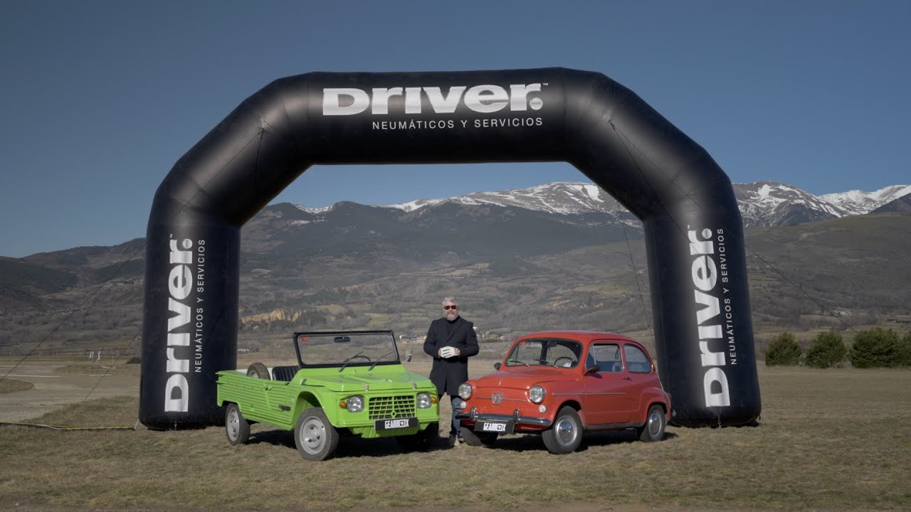Seat 600 vs Citroen Mehari: una carrera de coches clásicos | Gearbox